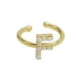 Eleganter vergoldeter Messingring mit Buchstabe F und feiner Perlenverzierung - Buchstabe F / Gold