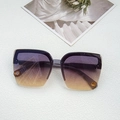 Gafas de sol de media montura para mujer con lentes degradadas moradas y detalles dorados - De moda / Montura Púrpura Púrpura Amarillo