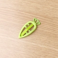 Sweet green carrot-shaped hair clip for kids with a smooth finish and durable teeth - Light Green