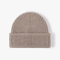 Berretto invernale in maglia a coste spesse color avena con ampio risvolto unisex - Albicocca
