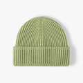 Dicke hellgrüne Rippstrick-Beanie-Mütze für den Winter mit breitem Umschlag für extra Wärme - Grasgrün