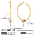 Detailansicht der Creolen mit Perlen und Maßen mit 4,03 cm Außendurchmesser für Frauen - Goldener Perlenanhänger-Stil (JDE0112224-PS-2) / Gold