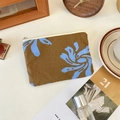 Kleiner Canvas-Beutel in Braun mit blauen Mustern und weißem Reißverschluss für Damen - Braun