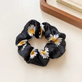 Coletero de satén negro con estampado de margaritas en bandeja de madera para coleta - Negro