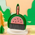 Mini juego de escoba y recogedor de escritorio con diseño de sandía para niños - Juego de Sandía / Rosa y Verde