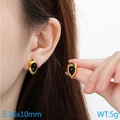 Pendientes de gota en acero dorado con piedra ojo de gato negra en una modelo - Dorado (KE114905-K)