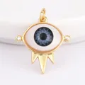 Goldener Evil Eye Anhänger mit tiefblauer Pupille und funkelnden seitlichen Strass - M86-A6 Auge Spitzen-Stil / Blaugrau