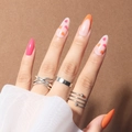 Rosa und orange Herz-Press-on-Nägel mit French Tips auf Nude-Basis und Mandelform - Herz Französisch Mandel Nägel(Y-104) / Kleber-Typ