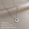Details einer zweilagigen Titanstahlkette mit LOVE-Anhänger und Größenangaben im Bild - LOVE Kreis Strass Stil (S516 Stahl) / Silber (S516 Stahl)