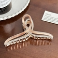 Grande pince à cheveux rose mat avec strass et base en métal doré pour chignon chic - 11.3cm / Rose chair