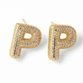 Golden stud earring shaped as letter P with sparkling cubic zirconia pavé setting - Letter P