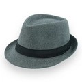 Détail d'un chapeau fedora classique en laine grise avec ruban gros-grain noir - Taille Unique 58cm Circonférence / Gris Clair - Ruban Noir