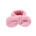 Dettaglio del polsino in flanella rosa con fiocco per il lavaggio del viso e la cura - Polsino con Fiocco Rosa Coreano