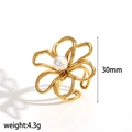 Detailed view of flower-shaped golden ring with pearl centerpiece and 30mm diameter dimensions - Small Floral Pearl Style (TR60362-PL)