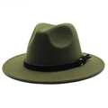 Dettaglio cappello in lana verde scuro con nastro nero e fibbia dorata con nappa - M (56-58cm) / Verde Militare