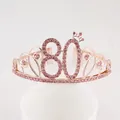 Roségoldenes Stirnband zum 80. Geburtstag mit rosa Strasssteinen und festen Haarkämmen - 80. Geburtstag / Roségold