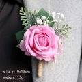 Boutonnière rose avec gypsophile et poignée en ficelle pour costumes de mariage chic - Rose