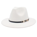 Détail d'un chapeau jazz en feutre blanc avec bandeau en cuir noir et boucle dorée - M(56-58cm) / Blanc (Double Bande)