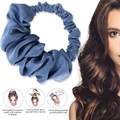 Blauwe satijnen knotkruller met een visuele handleiding in drie stappen voor gebruik - Blauw