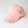Rosa Baumwoll-Baseballkappe mit Silberringen und Herz-Anhänger-Pin-Schmuck - M Erwachsene (55-59CM) / Sicherheitsnadel / Rosa