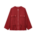 Chaqueta safari roja de lino con cordón ajustable y cremallera sobre fondo blanco puro - XS / Rojo Ladrillo