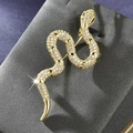 Broche serpent dorée de luxe avec zircons et yeux en pierre noire pour costume chic - Doré
