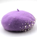 Boina elegante de lana púrpura con perlas blancas y diamantes de imitación brillantes - M / Morado