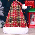 Cappello di Natale a quadri rossi e oro con stampe di fiocchi di neve e peluche - Cappello Fiocco di Neve B / Stampa Oro