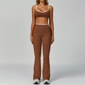 Completo sportivo marrone da donna con bordo bianco composto da reggiseno e pantaloni - Taglia S / Top E Pantaloni / Marrone Tè di Betulla (Bra + Pantaloni a Campana)