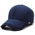 Dunkelblaue gesteppte Baseballkappe mit Sport-Lederpatch und Ohrenklappen für Herren - Verstellbar / Marineblau