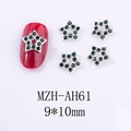 Détail de bijoux d'ongles étoiles avec strass verts et base en alliage argent 9x10mm - Étoile (AH61)