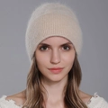 Gorro de punto de angora beige para mujer con dobladillo acanalado y textura suave - Beige
