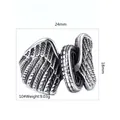 Detail eines Vintage-Biker-Rings mit Radprofil-Design und Maßen von 24 mm x 18 mm - US 10 / Flügel- und Nabenstil (21203)