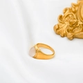 Retro 18k gold plated ring featuring a pink oval cabochon stone on white silk - Rose Quartz
