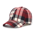 Détail d'une casquette de baseball à carreaux rouges et noirs en sergé tissé - Carreaux Rouges (D)