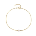 Vista dettagliata di un elegante bracciale in argento S925 dorato con perla bianca centrale - Oro