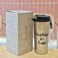 Silberner Edelstahl-Kaffeebecher mit schwarzem Deckel, Trageschlaufe und Geschenkbox - FXD-7309 Silber