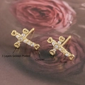 Orecchini a croce placcati oro 18 carati con punte a cuore e intarsi in zircone - EM01-7 Croce a Cuore Cavo