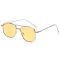 Lunettes de soleil carrées rétro en métal argenté avec verres jaunes et double pont - Monture Argentée Verres Jaunes