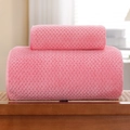 Rosa Korallenvlies Handtuch-Set mit Waffelmuster auf einem Holztisch platziert - Merbau (dunkelrosa) / Handtuch (35*75cm)