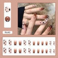 Faux ongles français motif vache et dégradé rouge kit de 24 pièces pour femmes - Dégradé d'Automne Motif Vache (R640)