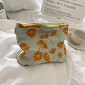 Lichtgroene canvas make-up tas met oranje papaverprint en een gele ritsluiting - Calla Lelie Oranje Bloemen