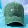 Berretto da baseball vintage verde scuro con ricamo batteria al 1% e icona di bassa carica - Taglia unica / Verde Scuro