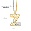 Pendentif lettre Z doré avec zircons, incluant dimensions 27mm x 18mm et longueur de chaîne - Lettre Z