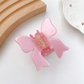 Elegante pinza de pelo de mariposa rosa translúcida con muelle metálico dorado - Rosa