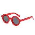 Retro-Sonnenbrille mit kräftigem rotem Rundrahmen und dunkelgrauen Gläsern - Normal / Roter Rahmen Graue Gläser