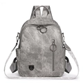 Zaino vintage grigio in ecopelle morbida con cerniere ad anello e spallacci decorati - Grigio