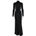Elegante zwarte maxi-jurk met kol, lange mouwen, zij-uitsparing en een hoge zijsplit - S / Zwart