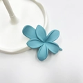 Molla per capelli a forma di fiore blu opaco per acconciature eleganti da spiaggia - Clip Laterale Gommata / 10cm / Azzurro