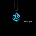 Collana con totem drago vintage con intenso effetto bagliore blu al buio per uomo - Catena di Perle + Bagliore Blu